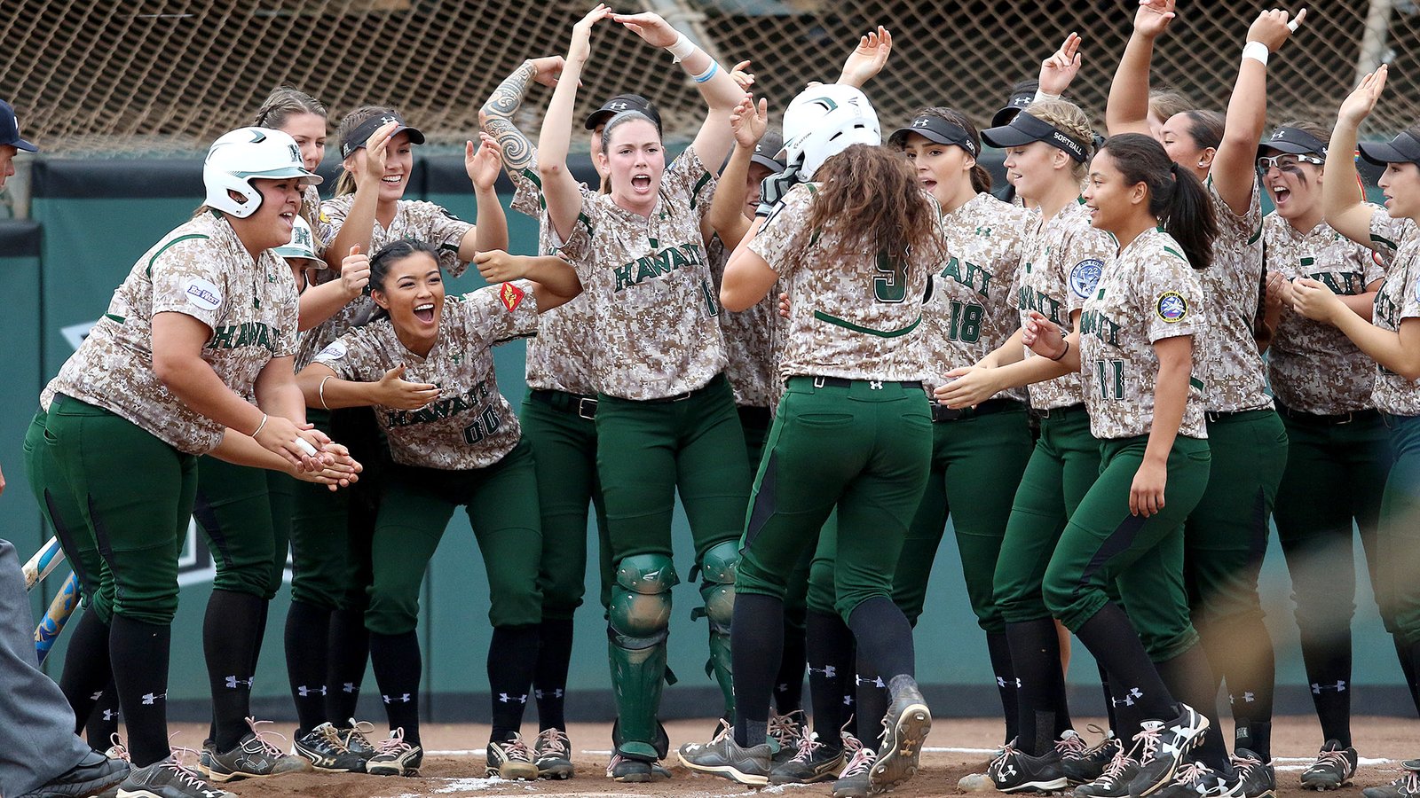 3 Keys High School Softball Players Need for College Softball Success